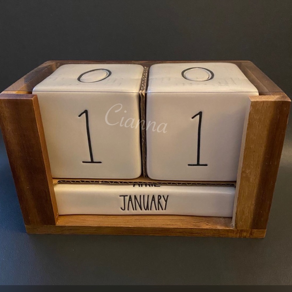 Rae Dunn Block Calendar